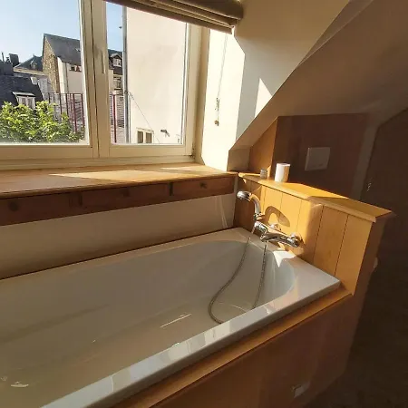 Holiday home Elegant Mansion In With Fenced Garden *
