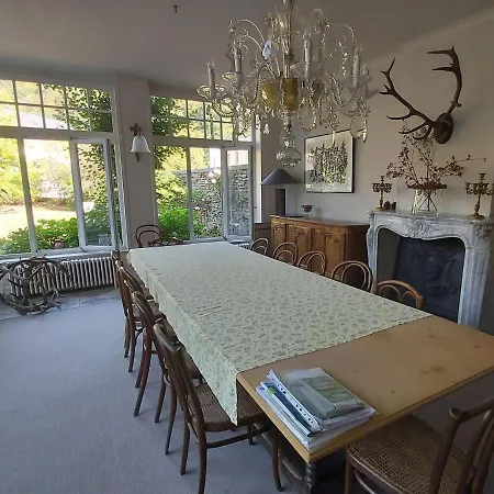Elegant Mansion In With Fenced Garden * Bouillon