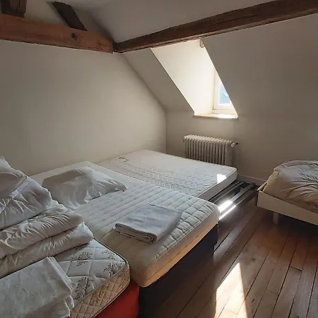 Elegant Mansion In With Fenced Garden Holiday home *