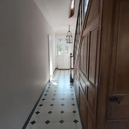 Semesterbostad Elegant Mansion In With Fenced Garden *